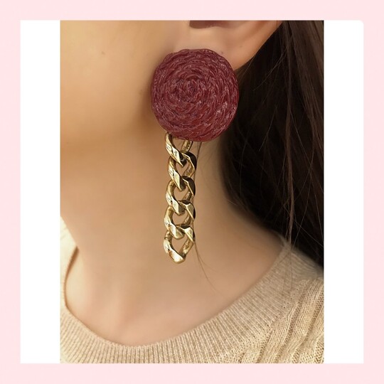 ADORE EARRING