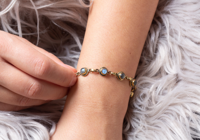 Bileklik Nasıl Kombinlenir?