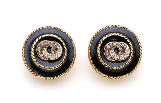 BLACK SQUARE EARRING