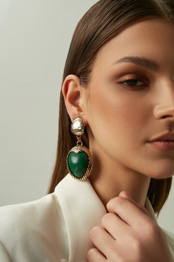 BLOW EARRING