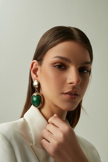 BLOW EARRING