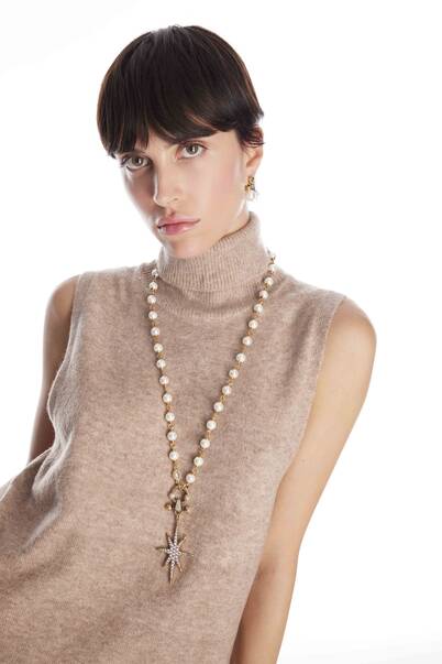 Cassandra Pearl Star Charm Necklace - 2