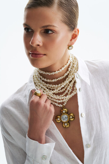 Clove Charm Pearl Necklace - (1)