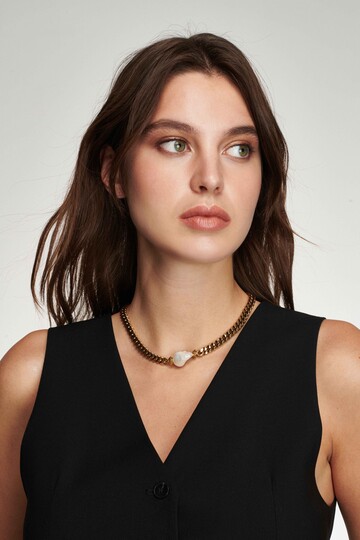 COMPASS NECKLACE
