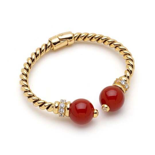 CORAL BALL BRACELET