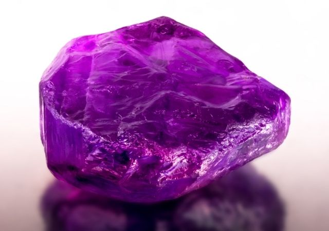 Doğal Ametist Taşı Ne İşe Yarar?