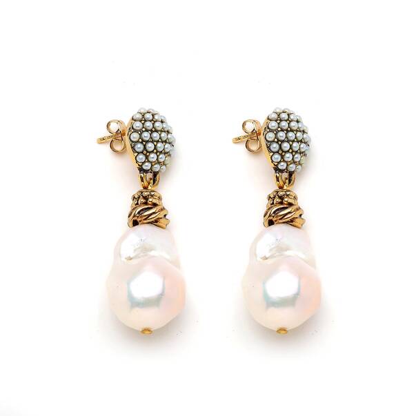 Duches Pearl Pinned Earrings - 1