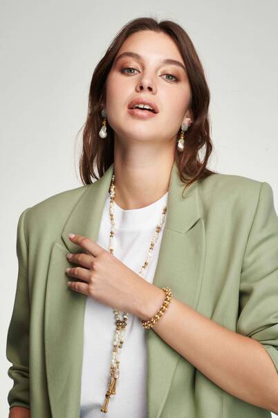 Duches Pearl Pinned Earrings - 3