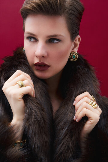 Emerald Link Zircon Stone Gold Plated Ring - (1)