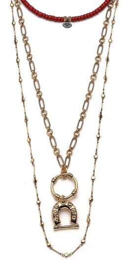 EYES ON ME NECKLACE