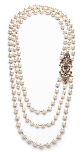 FALLING FOR PEARLS NECKLACE