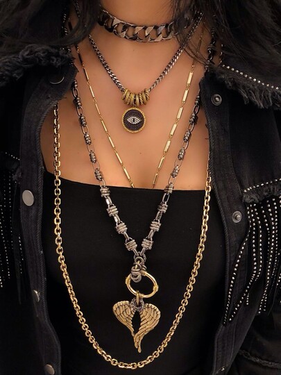 GILIE NECKLACE
