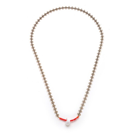 GOLD SHELL NECKLACE
