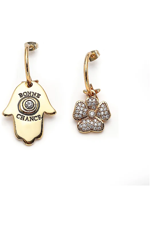 Golden Guardian Yonca Charm İğneli Şans Küpesi 