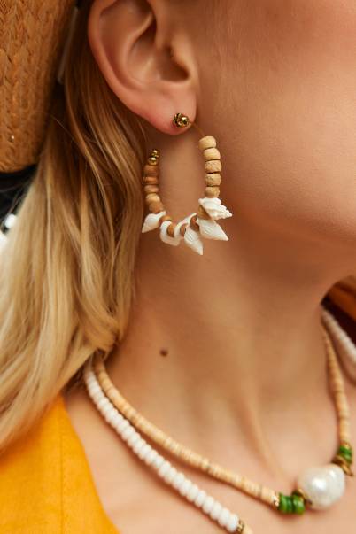 Granela White Shell Gold Plated Hoop Pinned Earrings - 2