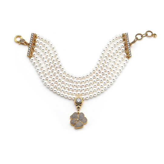 Harley Clover Charm Pearl Necklace - (1)