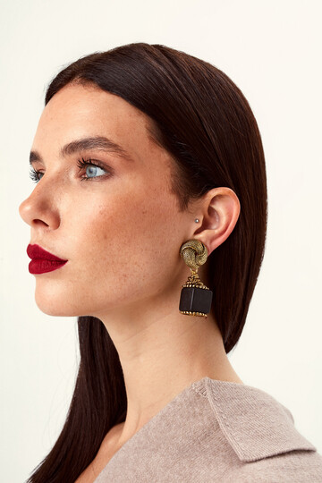 AINE EARRING