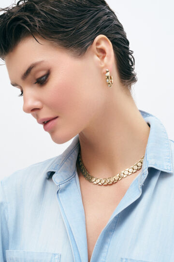 Light Pearl Hoop Pinned Earrings - (1)