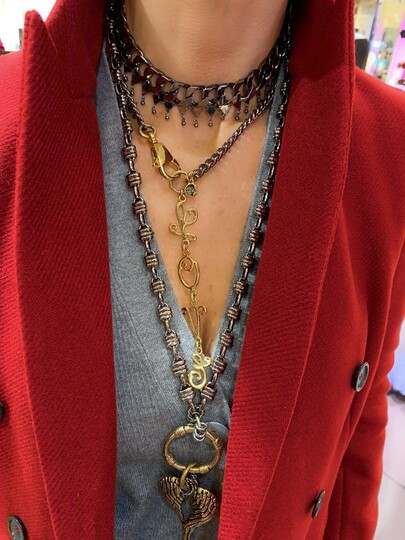 OLIVIA NECKLACE