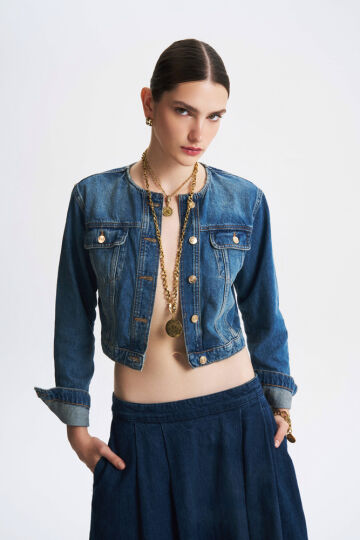 Oriented Gold Plated Compass Charm Chain Necklace - (1)