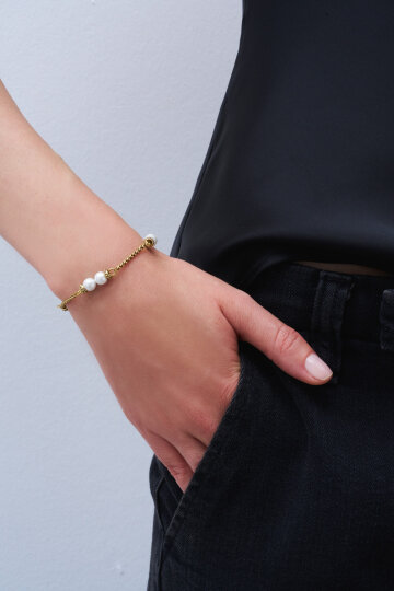 Perla Gold Plated Pearl Chain Bracelet - (1)