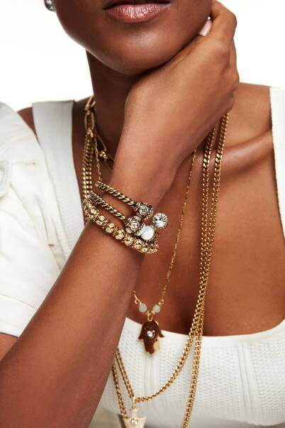 Phylipsa Zircon Gold Plated Handcuff Bracelet - 15