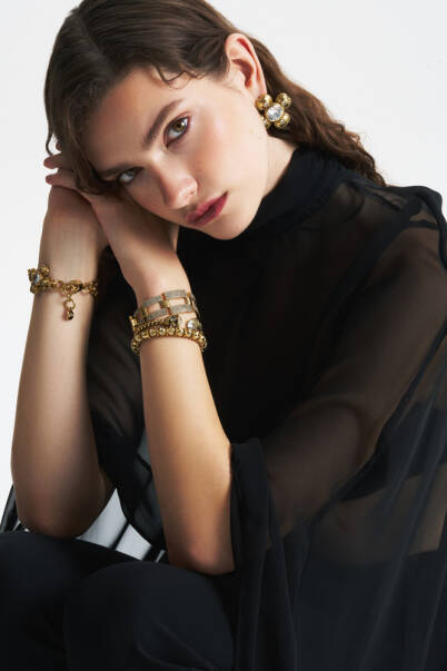 Phylipsa Zircon Gold Plated Handcuff Bracelet - 8