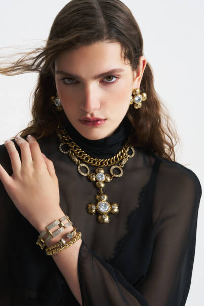 Phylipsa Zircon Gold Plated Handcuff Bracelet - 9