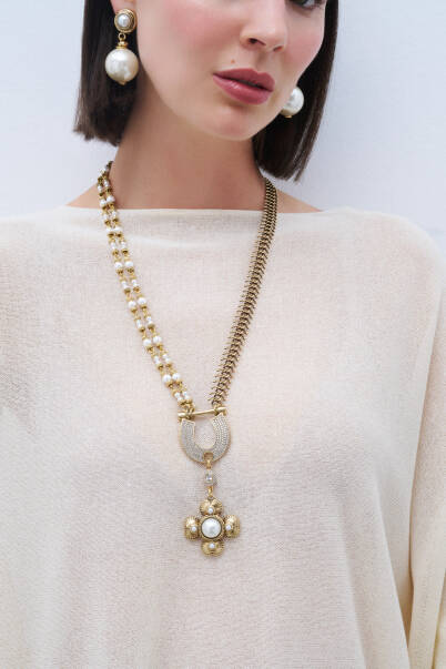 Pure Glow Pearl Clover Charm Gold Plated Chain Necklace - 2