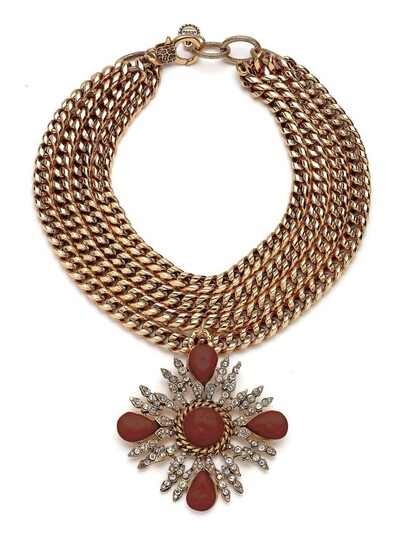 QUEEN RED NECKLACE