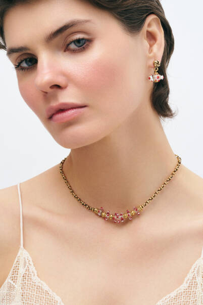 Red Dotted Glass Bead Pinned Earrings - 2