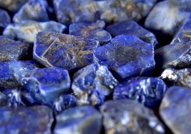 Şans Taşı Hangisi?