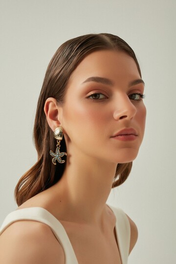 SEA STAR EARRING