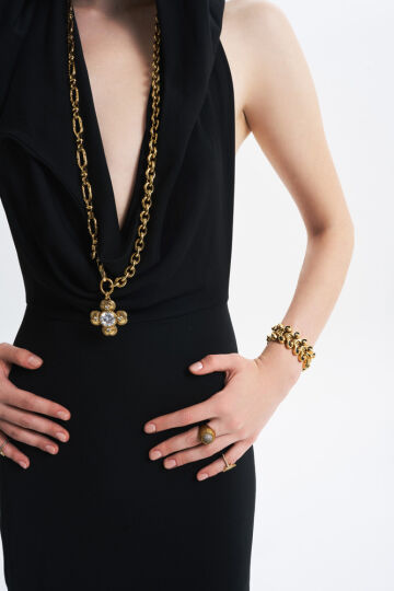 Shining Clover Gold Plated Clover Zircon Charm Chain Necklace - (1)