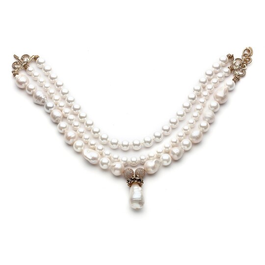 TAKE THE CHANCE OR LOSE THE CHANCE NECKLACE