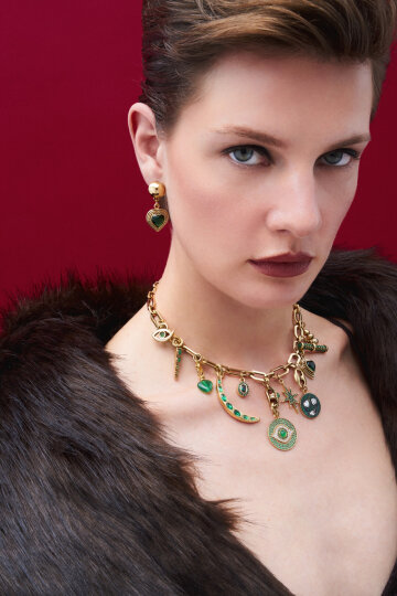 Terra Vein Green Zircon Heart Charm Pinned Earrings - (1)