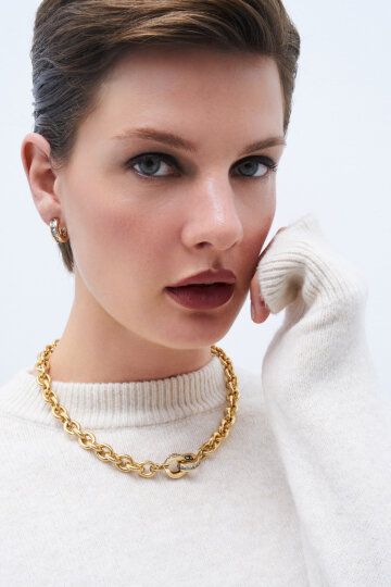 Twin Links Zircon Interlocking Charm Chain Necklace - (1)